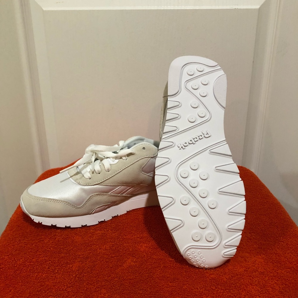 Reebok Classic Nylon Cloth